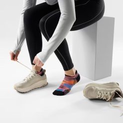 Alternative view of Smartwool Women's Run Brushed Print Low Ankle Socks Running