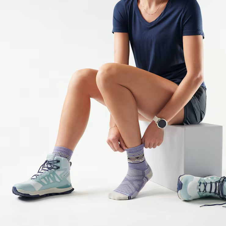 Smartwool Women's Hike Zig Zag Valley Mid Crew Socks Hiking - Image 2
