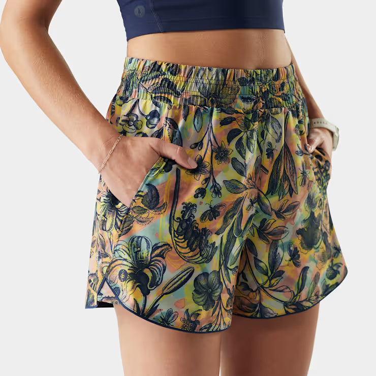 Smartwool Women's Active Lined 3 Short Shorts - Image 3