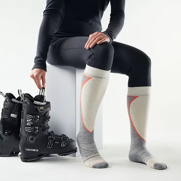 Smartwool Women's Ski Extra Stretch Over The Calf Socks Ski - Image 2