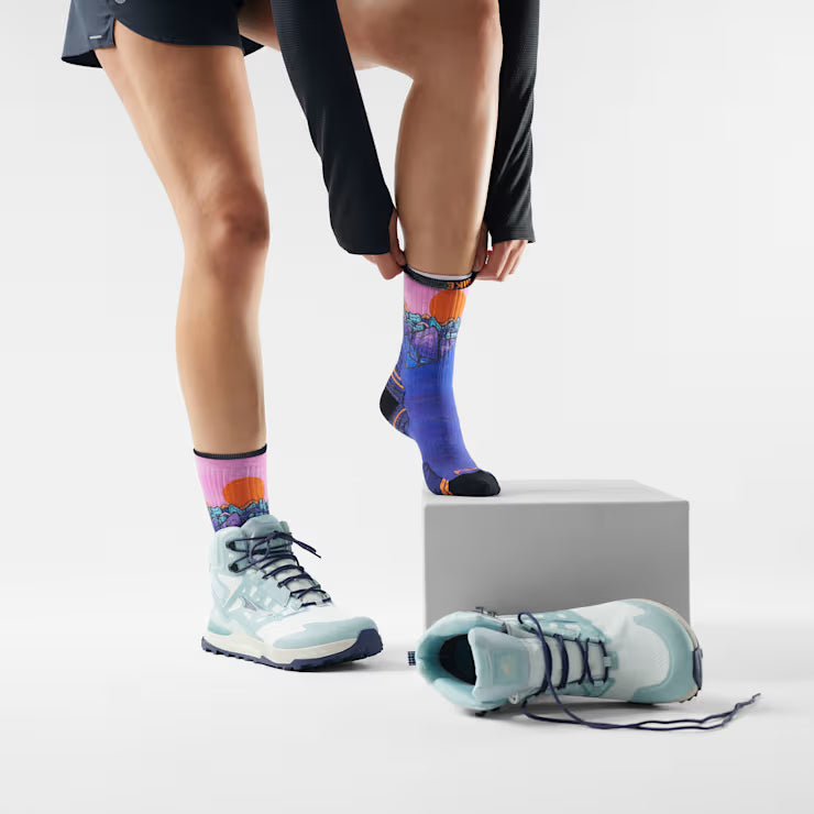 Smartwool Women??s Hike Mountain Sunrise Print Crew Socks Hiking - Image 2
