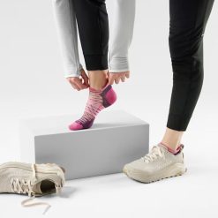 Alternative view of Smartwool Women's Run Stripe Low Ankle Socks Running